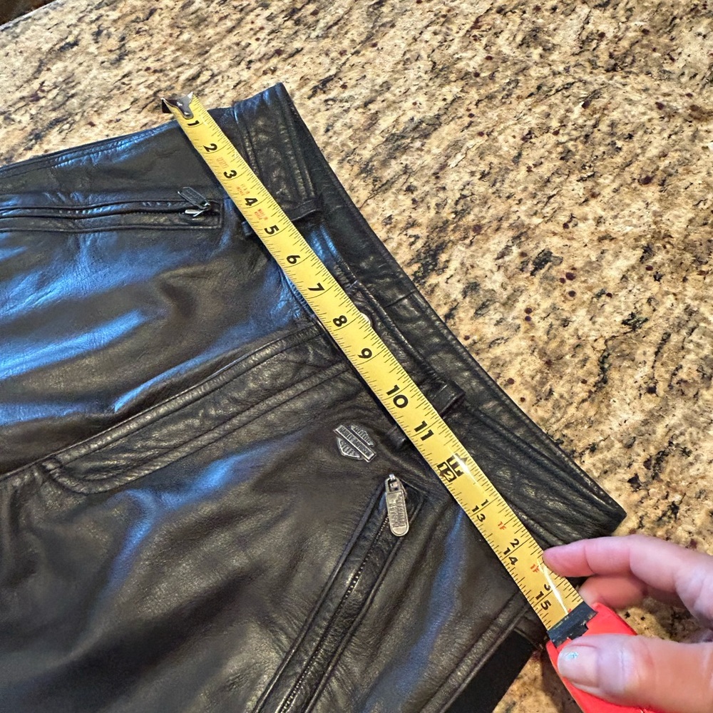 Woman’s Harley Davidson leather riding pants - Picture 6 of 9